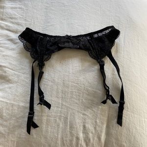 Garter belt